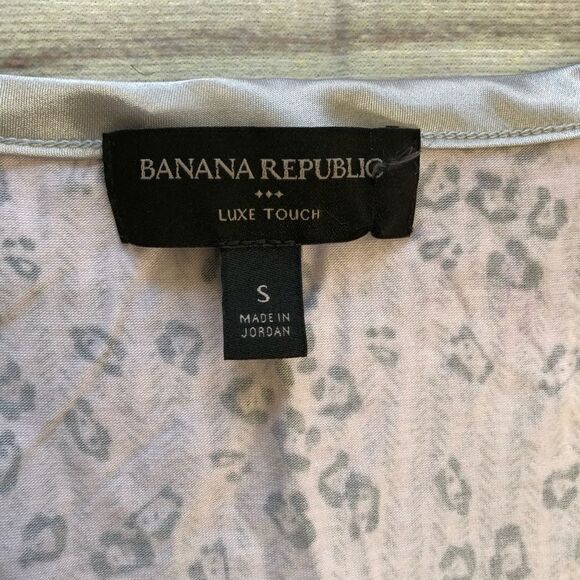 BANANA Republic Leopard Print Grey Silver Tank - Picture 4 of 5